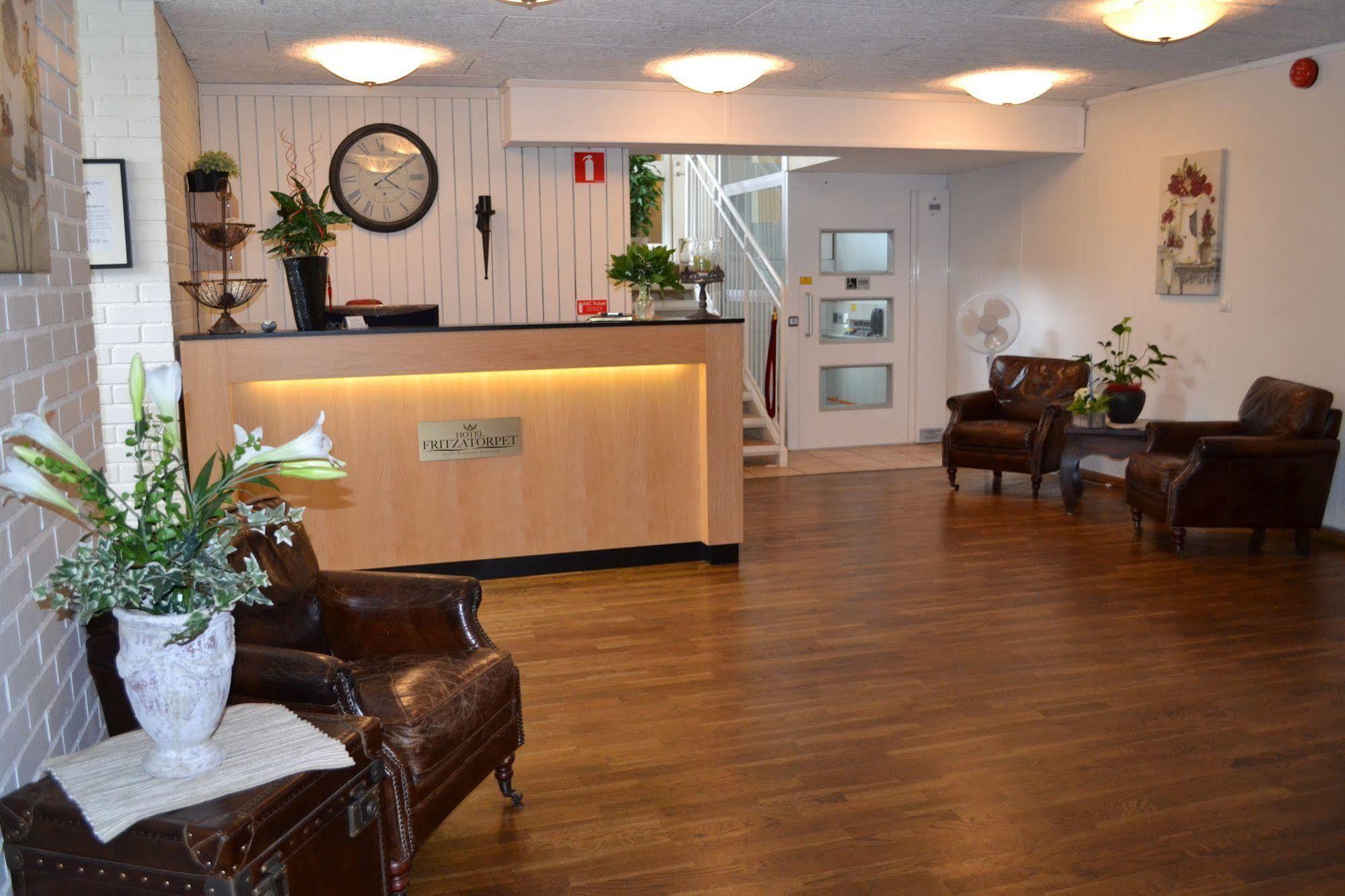 Hotel Fritzatorpet Olofström Extérieur photo